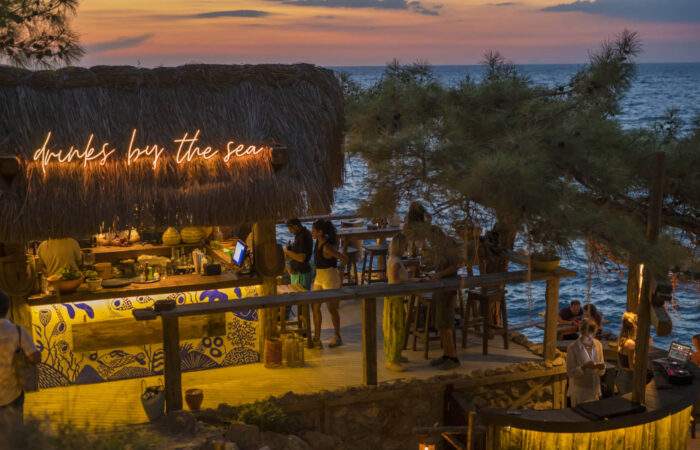 Rups by the sea