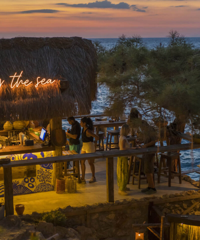 Rups by the sea